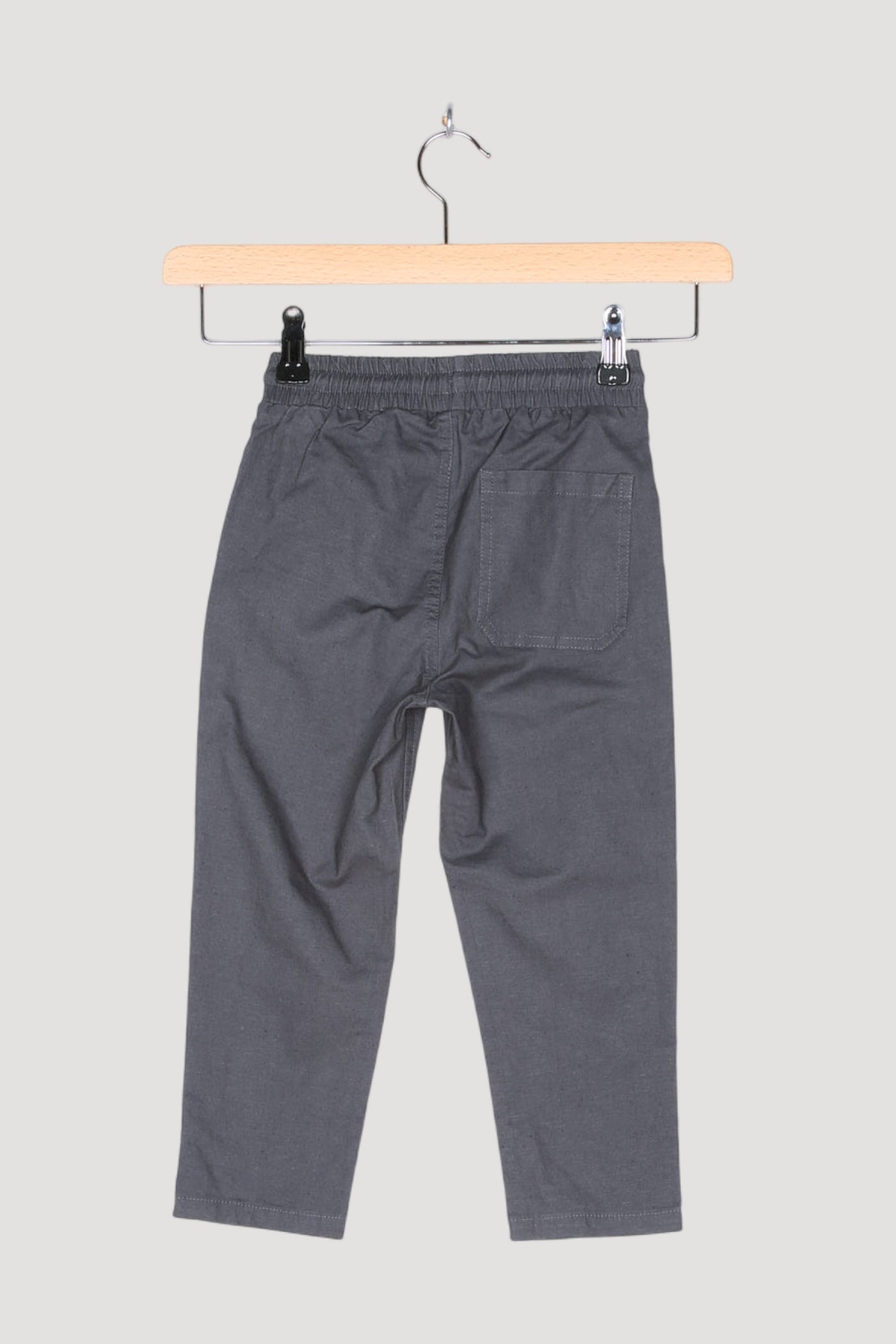 Secondhand Hose aus Bio-Baumwolle mit Hanf