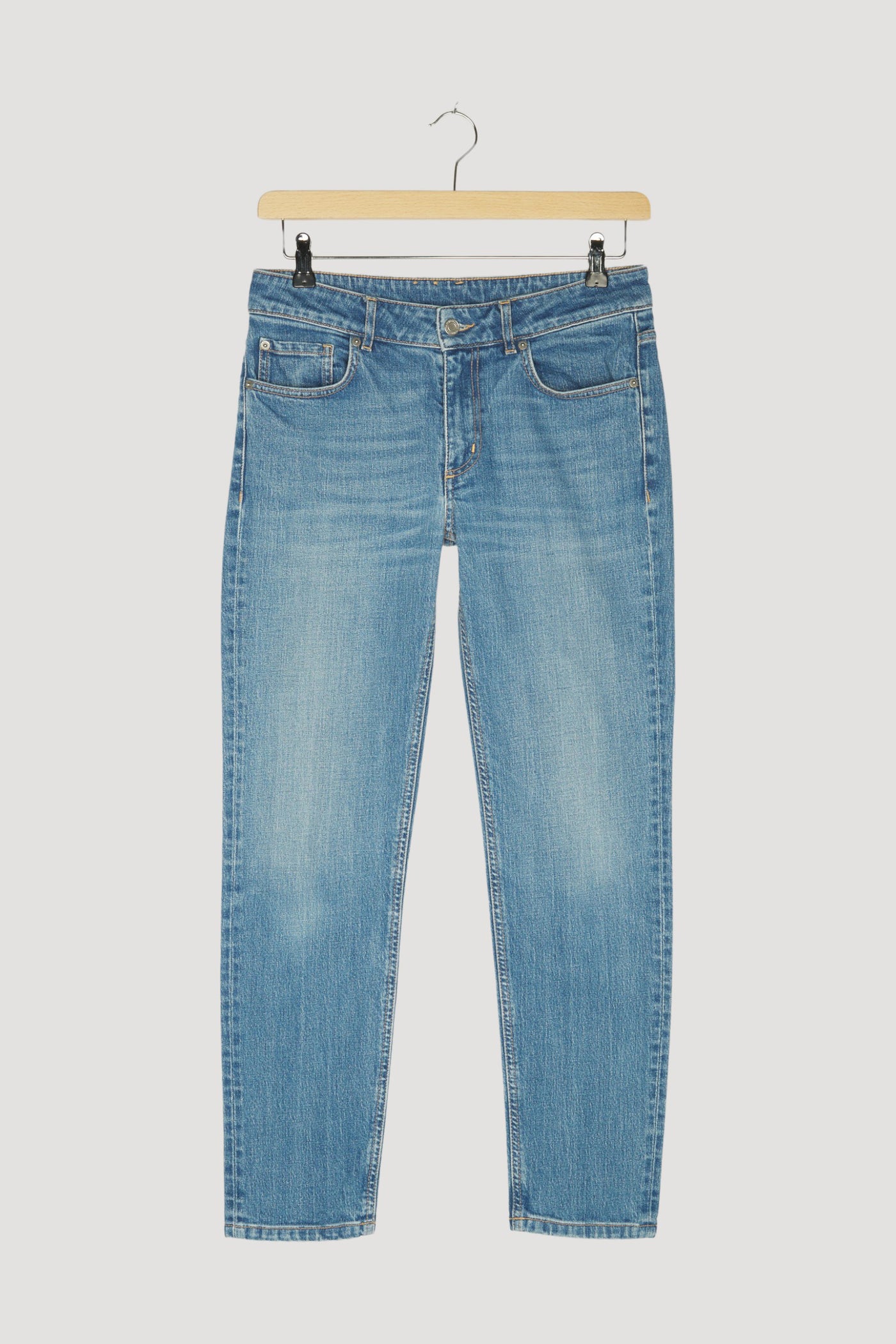 Secondhand Jeans Lea Slim Fit aus Bio-Denim