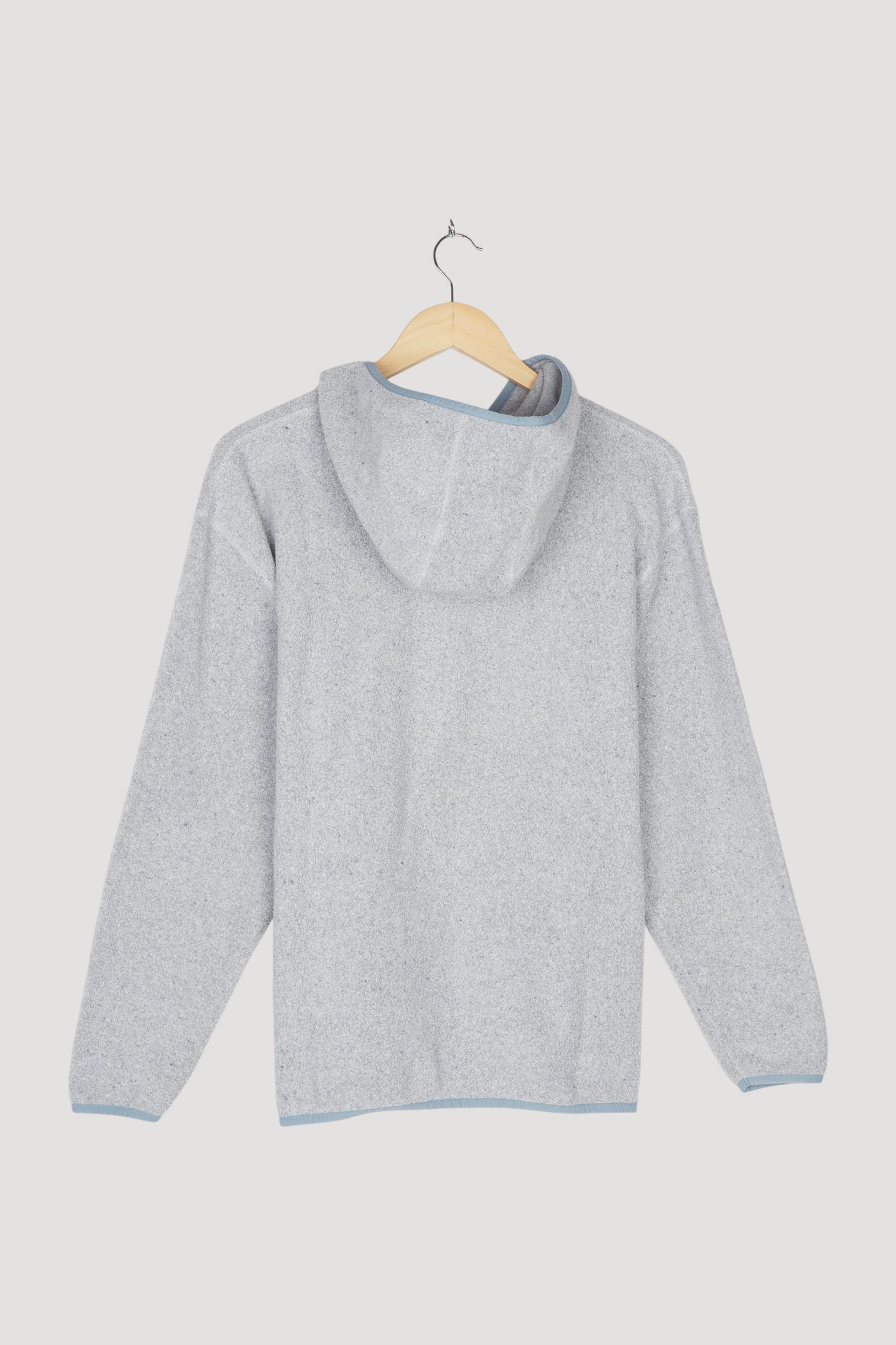 Secondhand Fleece-Hoodie BetterRecycling aus reiner Bio-Baumwolle