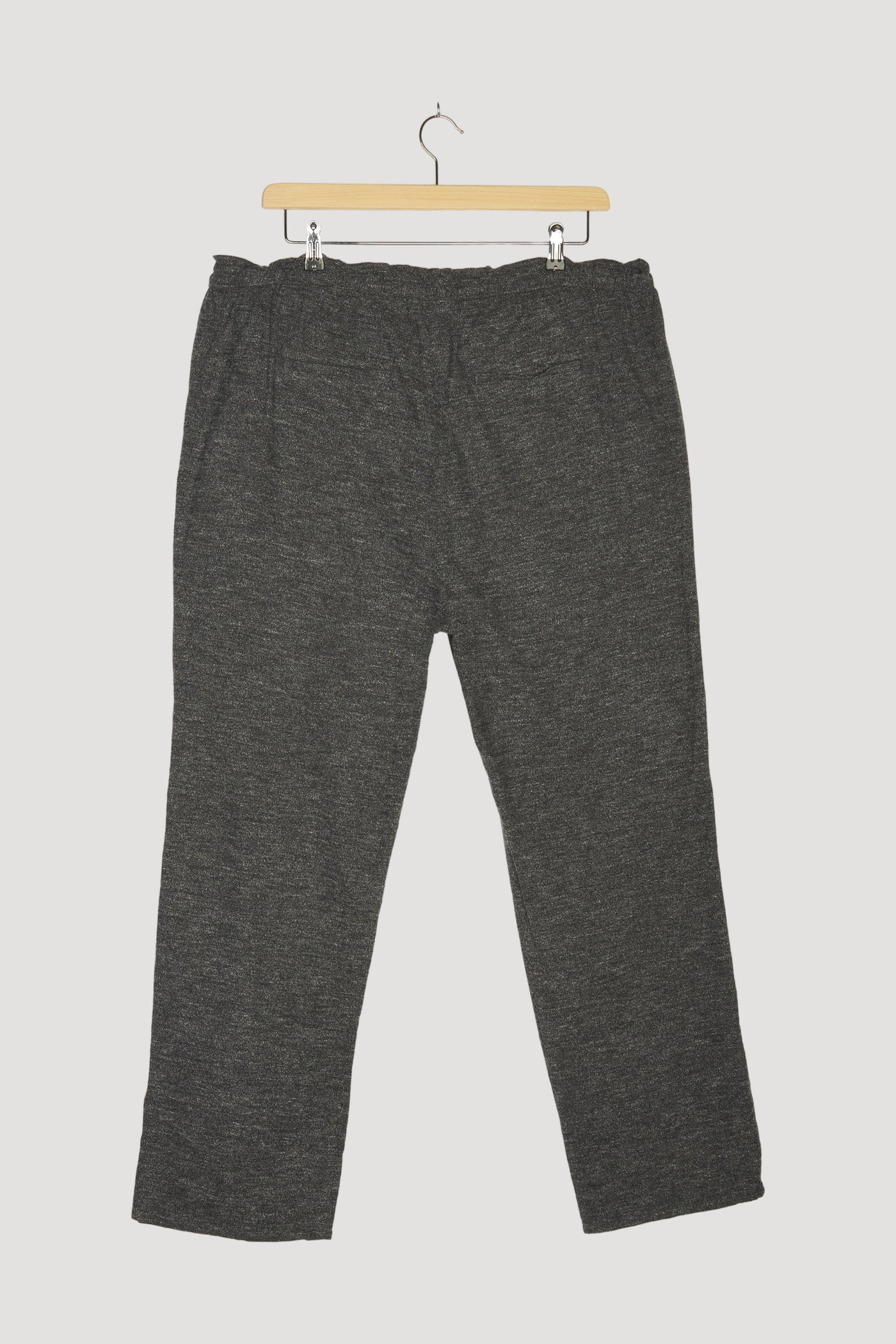 Secondhand Joggpants aus Bio-Baumwolle mit Leinen