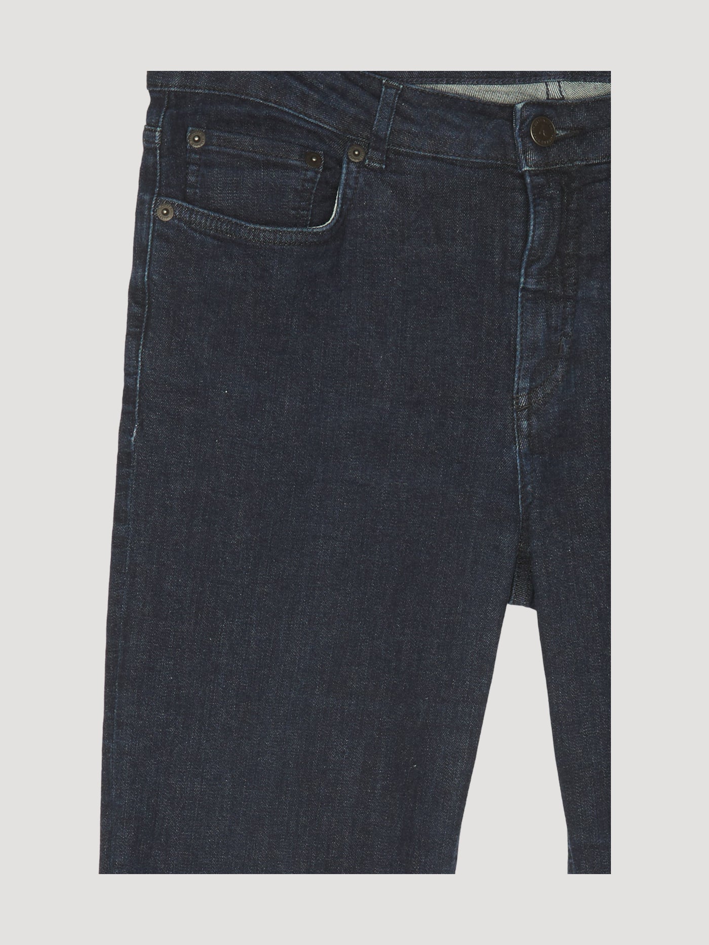 Secondhand Jeans Lea Slim Fit aus Bio-Denim