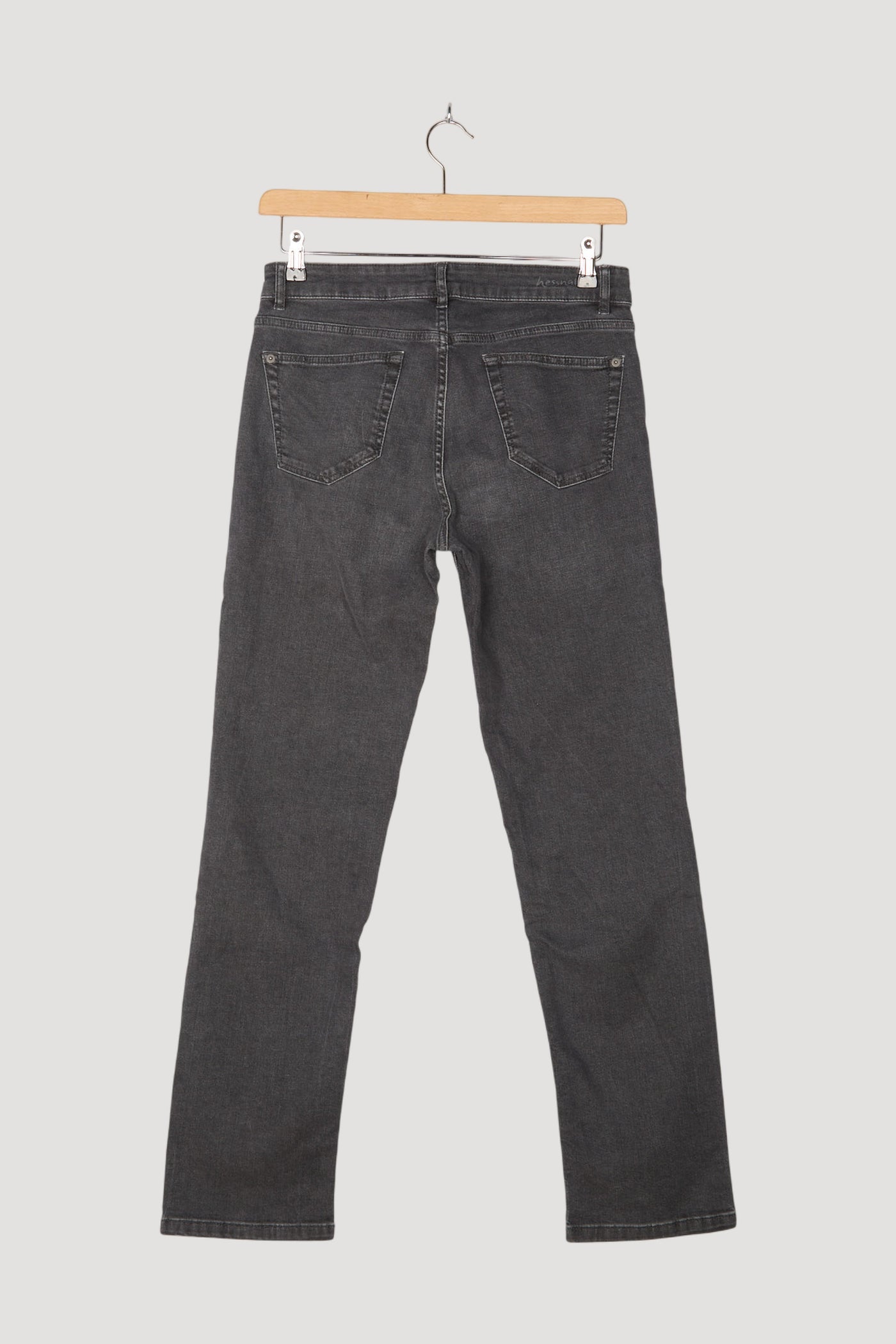 Secondhand Jeans Marie Straight Fit aus Bio-Denim