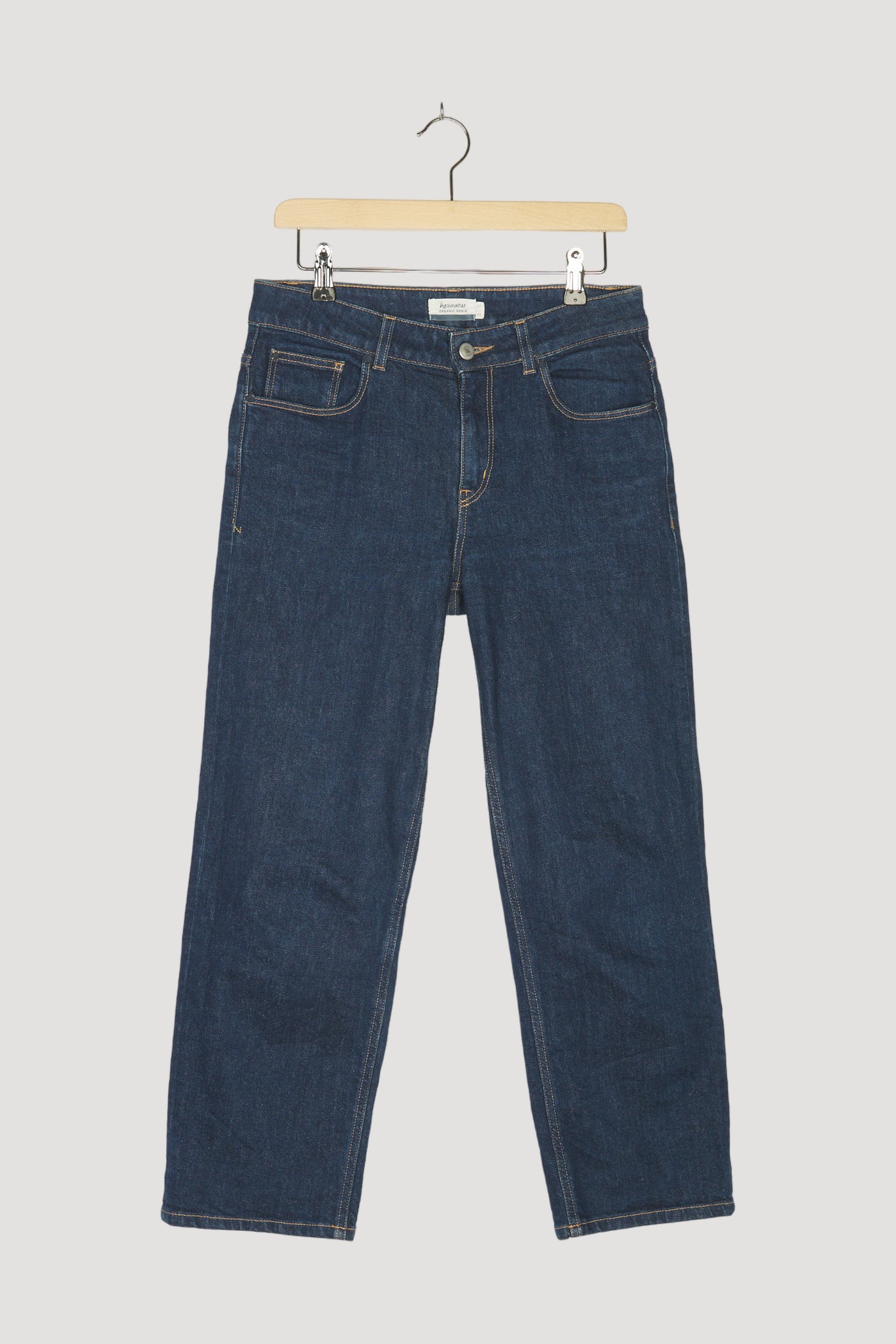 Secondhand Jeans Barrel Leg aus COREVA™ Bio-Denim