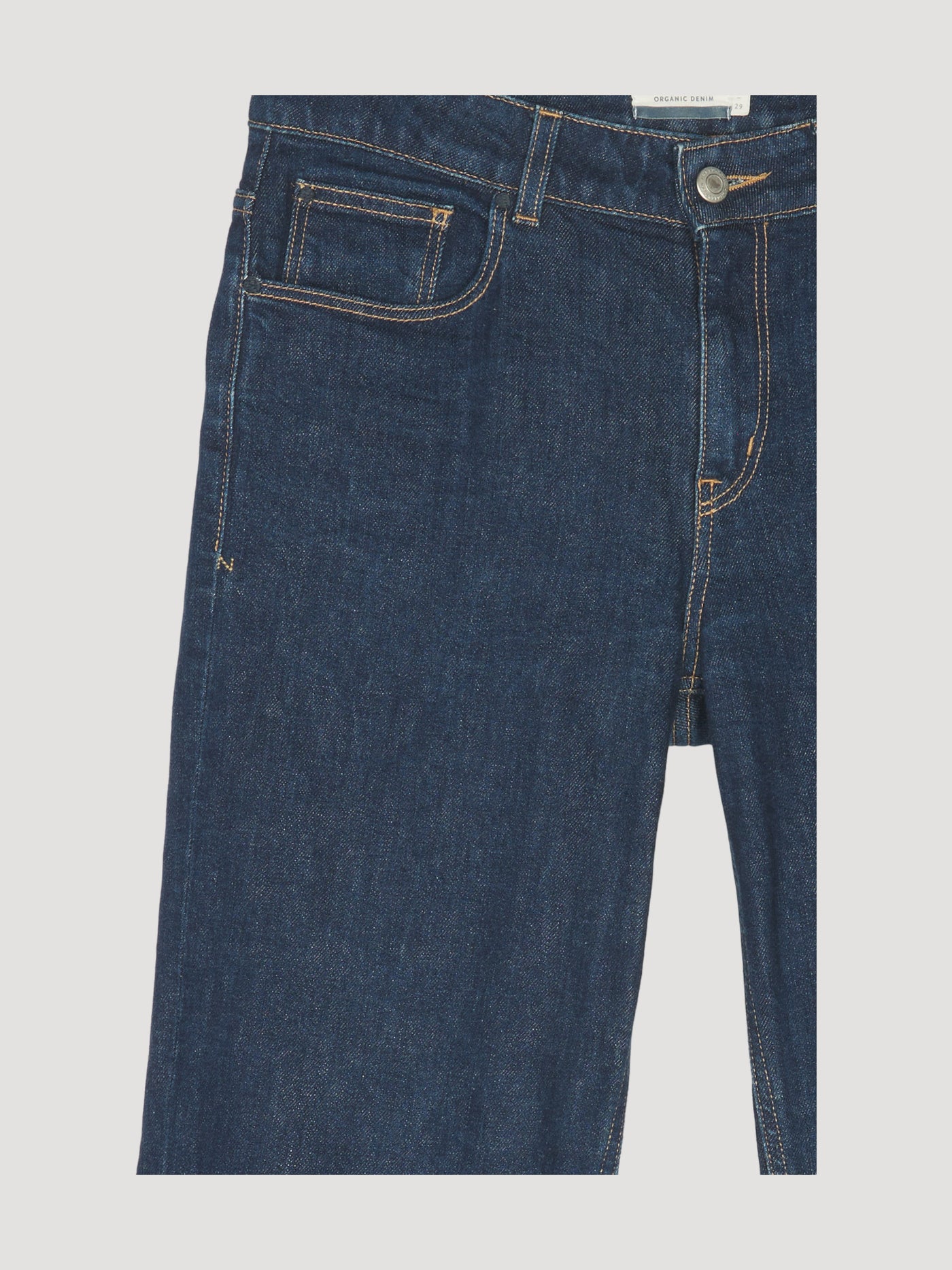 Secondhand Jeans Barrel Leg aus COREVA™ Bio-Denim