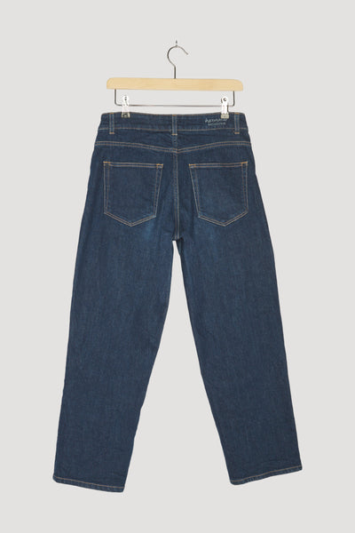Secondhand Jeans Barrel Leg aus COREVA™ Bio-Denim