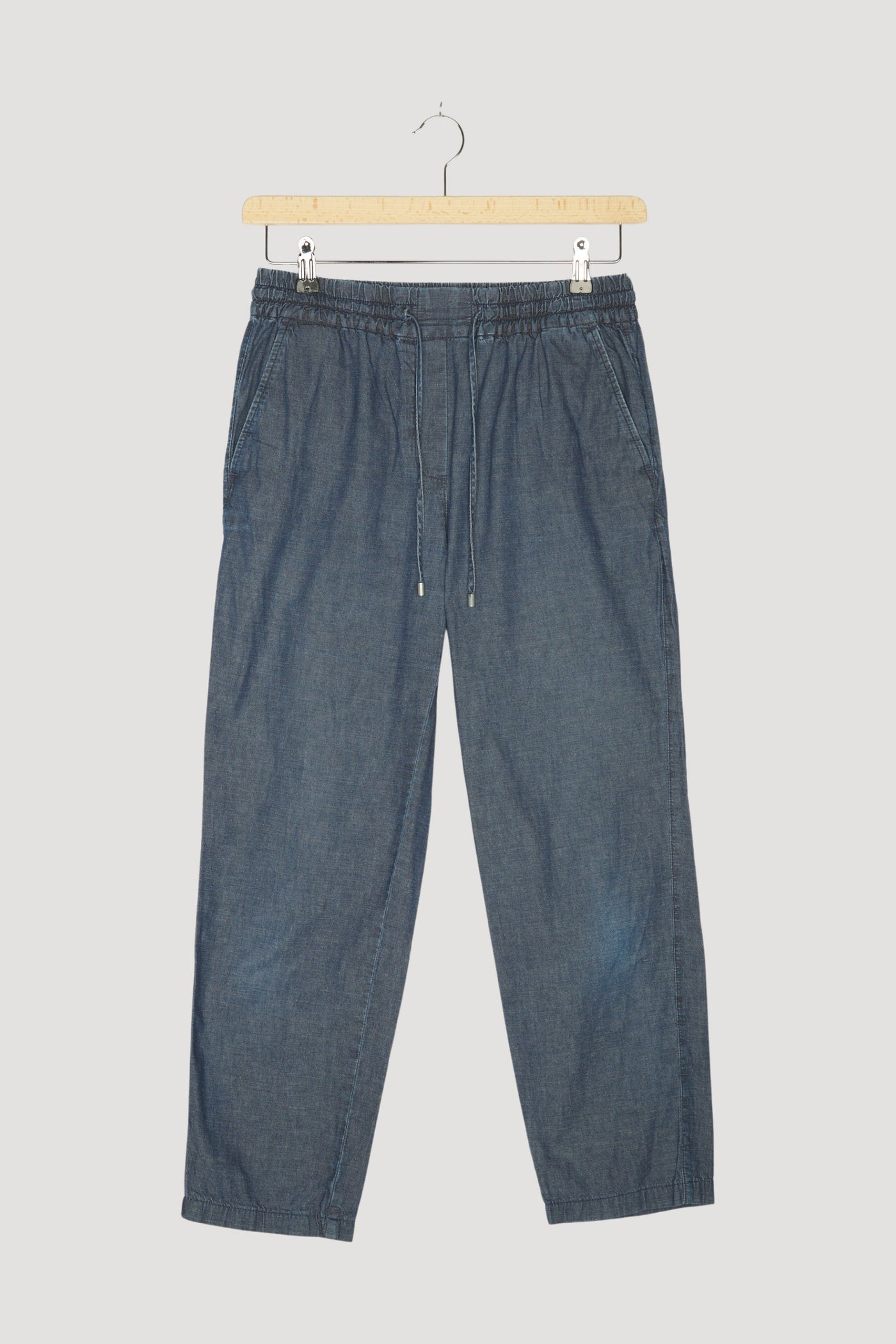 Secondhand Light Denim Joggpant aus Bio-Baumwolle mit Leinen