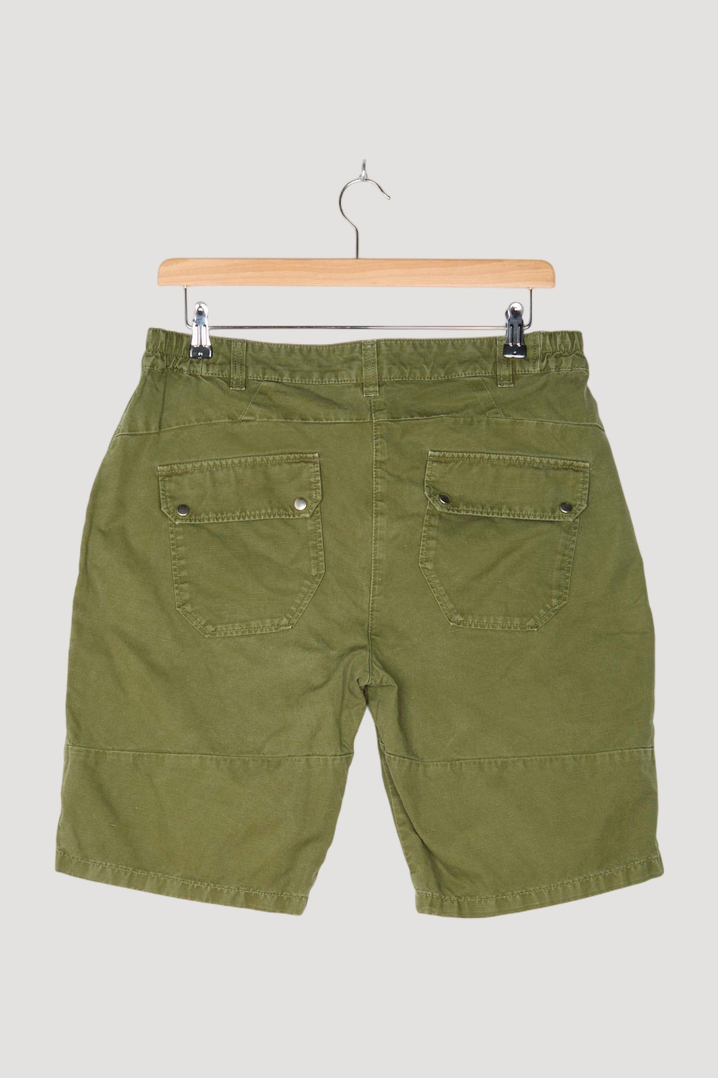 Secondhand Cargo-Bermudas aus Bio-Baumwolle mit Hanf