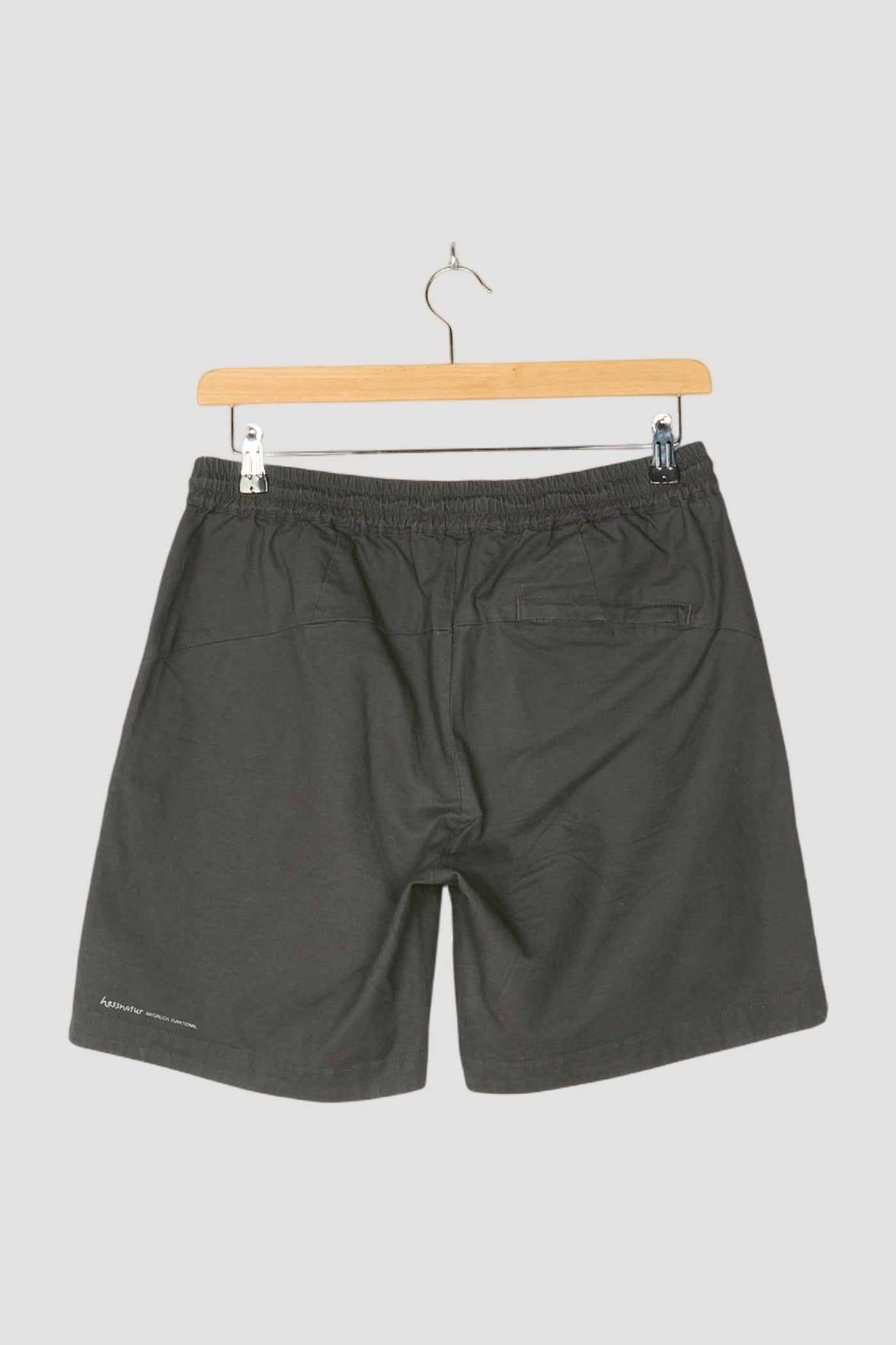 Secondhand Shorts aus Bio-Baumwolle mit Hanf