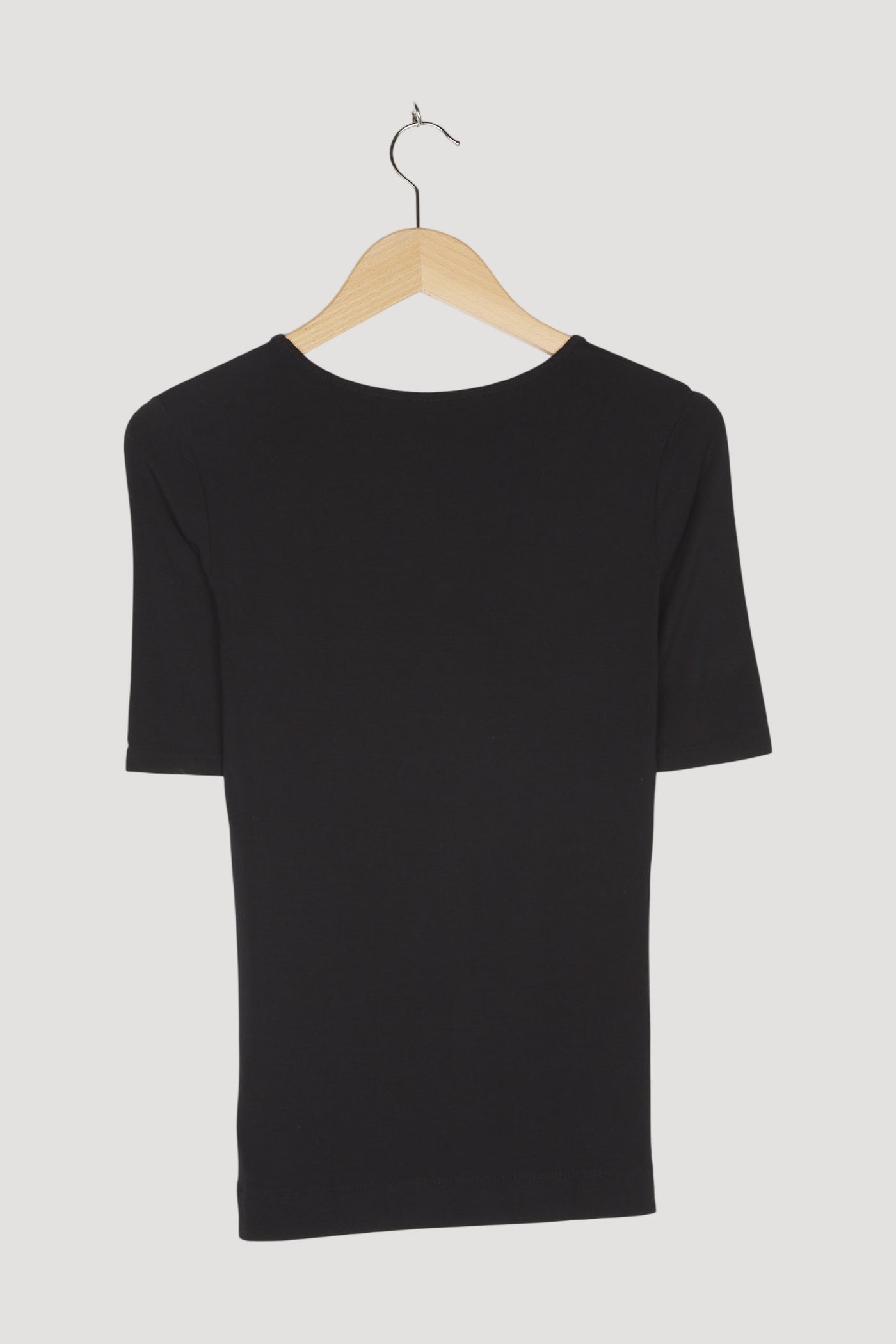 Secondhand Kurzarmshirt aus TENCEL™Modal