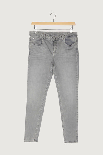 Secondhand Jeans Lina Skinny Fit aus Bio-Denim