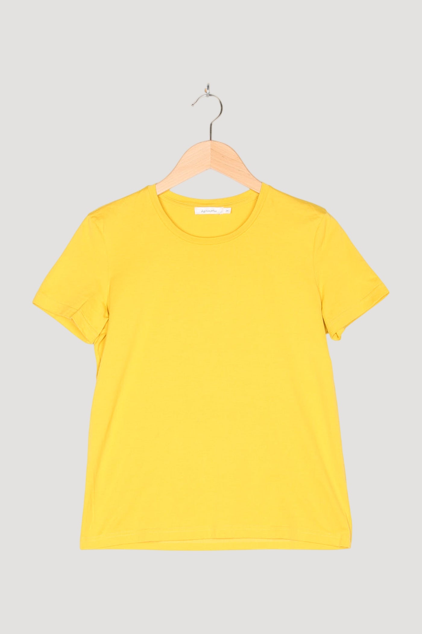 Secondhand Kurzarm-Shirt aus reiner Bio-Baumwolle