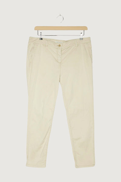 Secondhand Chino Mineral Dye aus Bio-Baumwolle