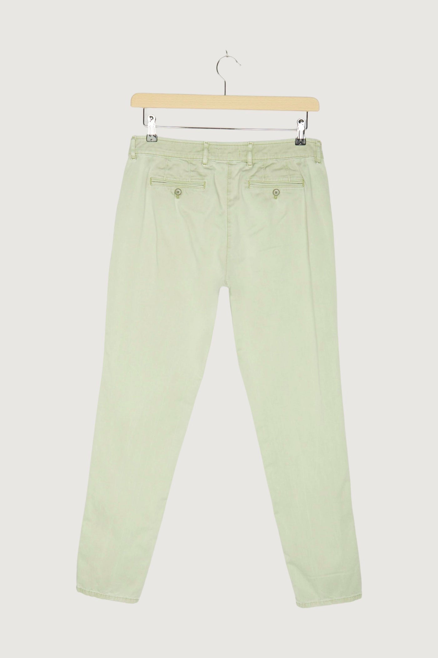 Secondhand Chino Mineral Dye aus Bio-Baumwolle