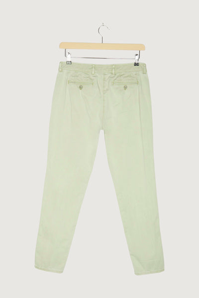 Secondhand Chino Mineral Dye aus Bio-Baumwolle