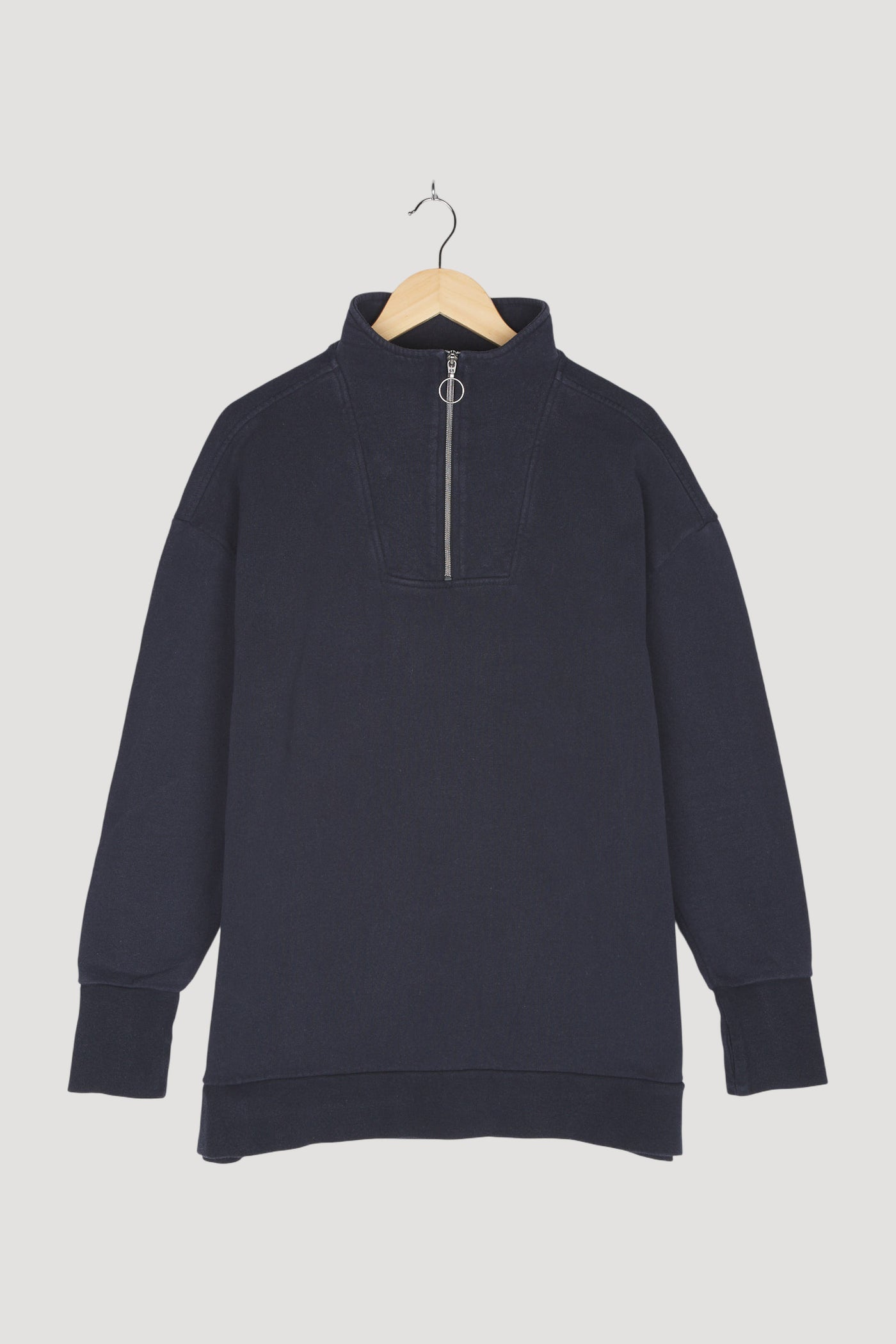 Secondhand Sweatshirt BetterRecycling aus reiner Bio-Baumwolle